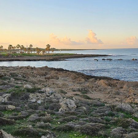 Dahan Sirena Lighthouse Luxury Apartment Paphos Eksteriør billede