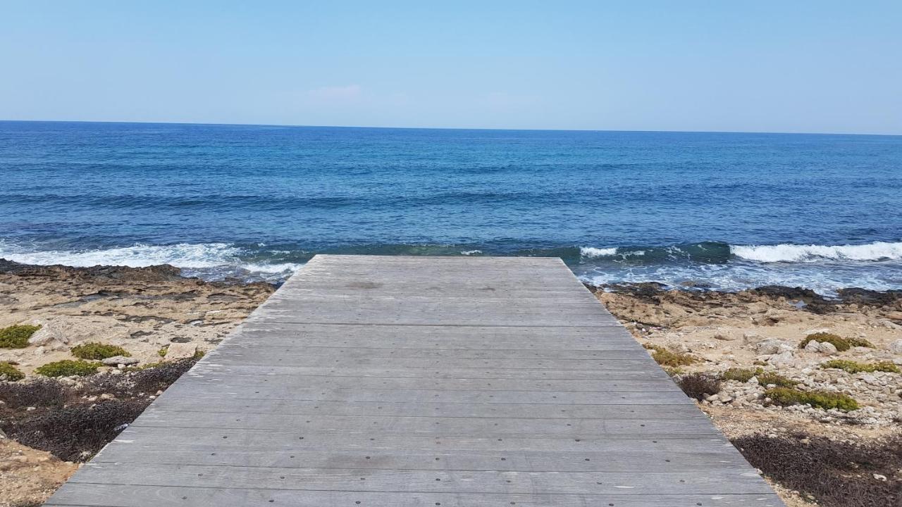 Dahan Sirena Lighthouse Luxury Apartment Paphos Eksteriør billede